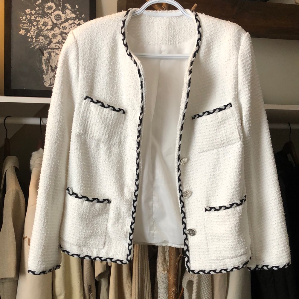 Elegant White Tweed Jacket with Black Trim
